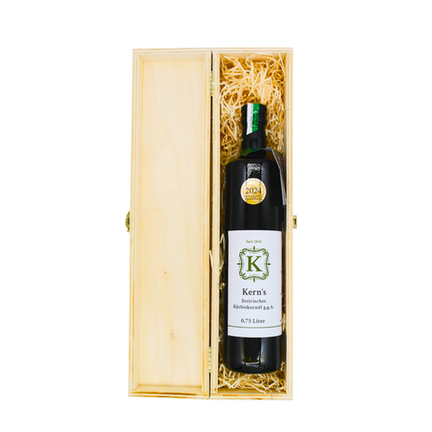 Geschenksholzkiste mit 0,75L Flasche Kürbiskernöl